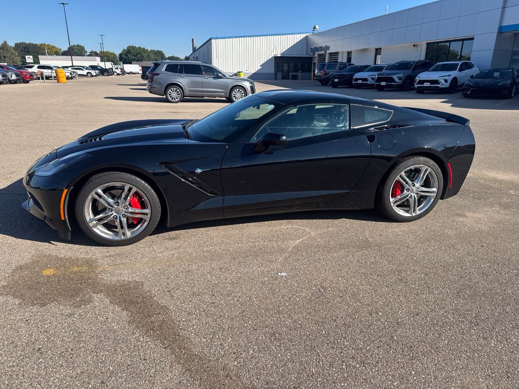 Used 2017 Chevrolet Corvette Stingray Coupe w/ Battery Protection Package RWD image 4