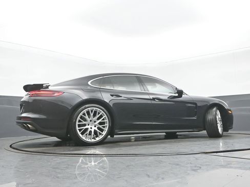 Used 2018 Porsche Panamera 4S w/ Premium Package Plus image 31