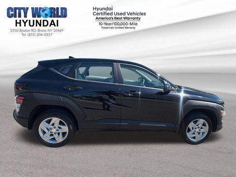 Used 2024 Hyundai Kona SE AWD/4WD image 6