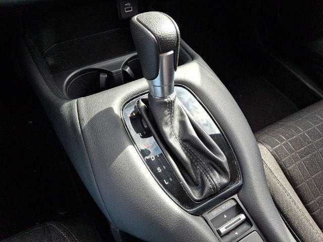 Used 2024 Honda HR-V LX image 17