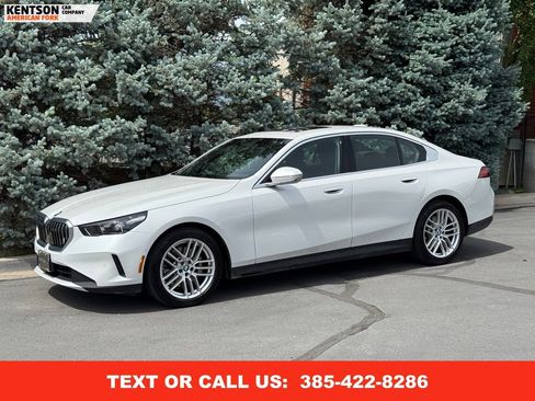 Used 2025 BMW 530i xDrive 530i xDrive image 1