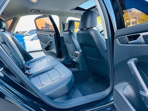 Used 2016 Volkswagen Passat 1.8T SE image 16