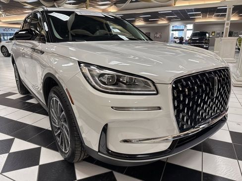 Certified 2023 Lincoln Corsair Reserve image 25