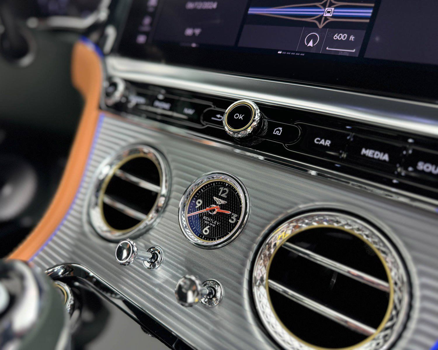 Used 2024 Bentley Continental GT V8 AWD/4WD image 22