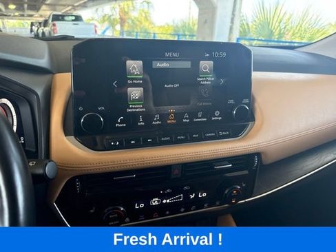 Used 2021 Nissan Rogue Platinum FWD image 7