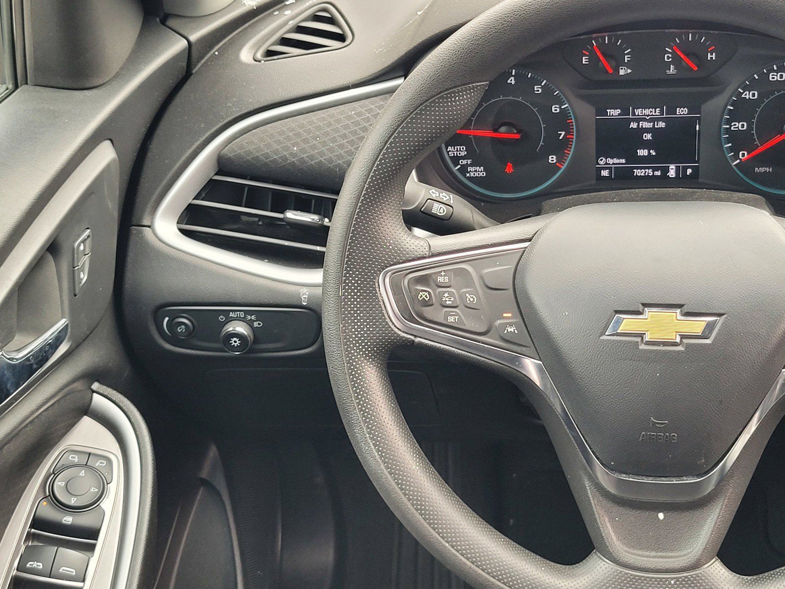 Used 2023 Chevrolet Malibu LT FWD image 14