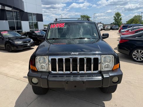 Used 2006 Jeep Commander Limited w/ Trailer Tow Group IV AWD/4WD image 3
