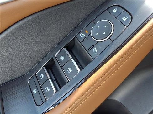 New 2026 Nissan Rogue Platinum image 18