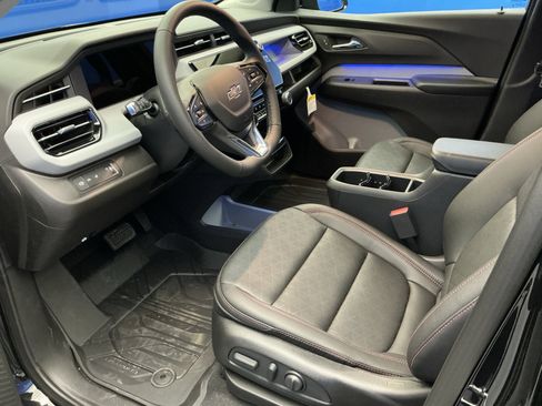 New 2027 Chevrolet Bolt RS w/ Technology Package FWD image 12