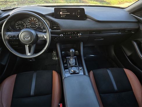 Certified 2025 MAZDA MAZDA3 Carbon w/ Appearance Package image 14