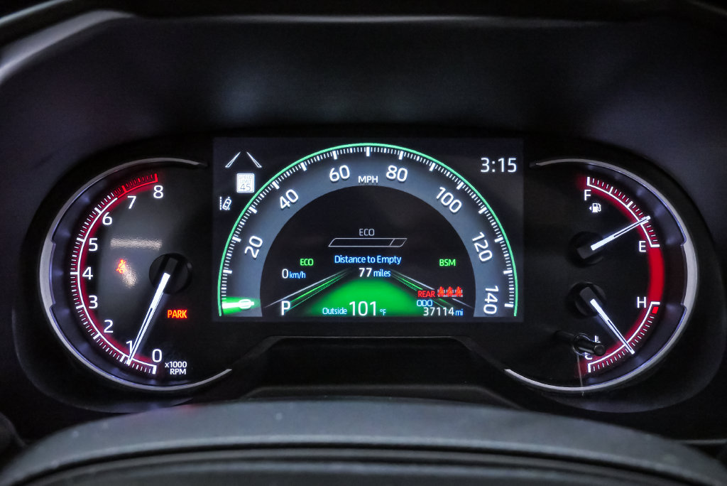 Used 2024 Toyota RAV4 XLE w/ Convenience Package FWD image 22