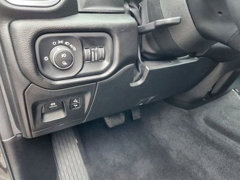 Used 2025 RAM 1500 Laramie image 15