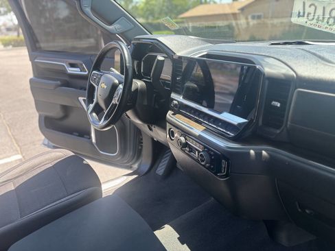 Used 2023 Chevrolet Silverado 1500 LT w/ Protection Package AWD/4WD image 23