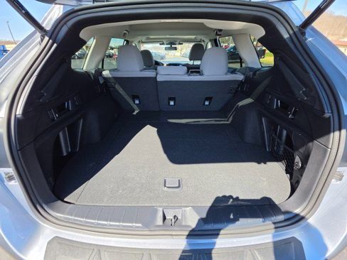 Used 2023 Subaru Outback Premium image 18