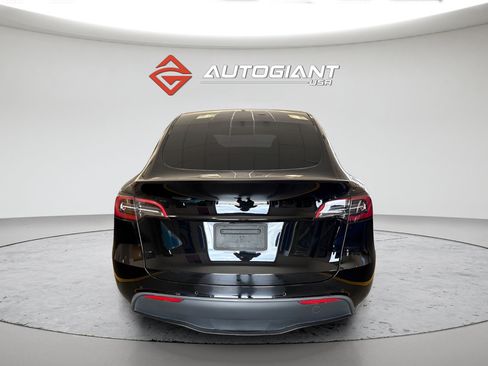 Used 2022 Tesla Model Y Performance AWD/4WD image 5