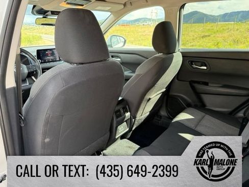Used 2025 Nissan Rogue SV FWD image 26