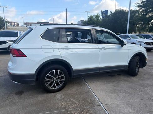 Used 2020 Volkswagen Tiguan SE FWD image 5