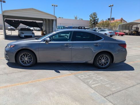 Used 2018 Lexus ES 350 w/ Navigation System Package FWD image 8