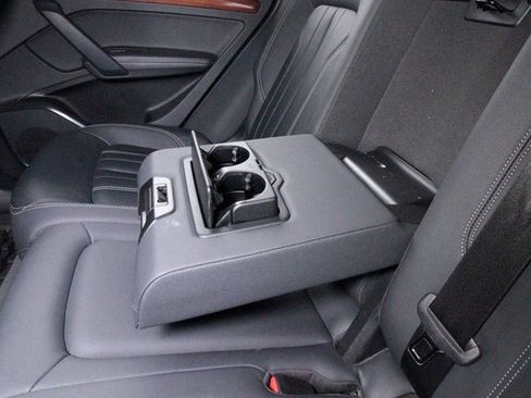 Used 2022 Audi Q5 2.0T Premium Plus image 30