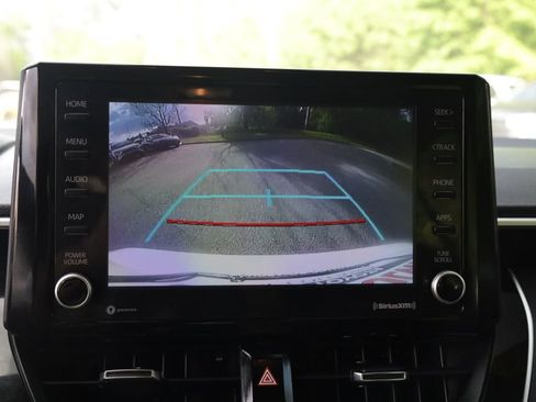 Used 2022 Toyota Corolla SE image 19