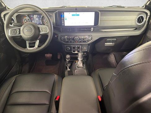 Used 2024 Jeep Wrangler Unlimited Sahara AWD/4WD image 23