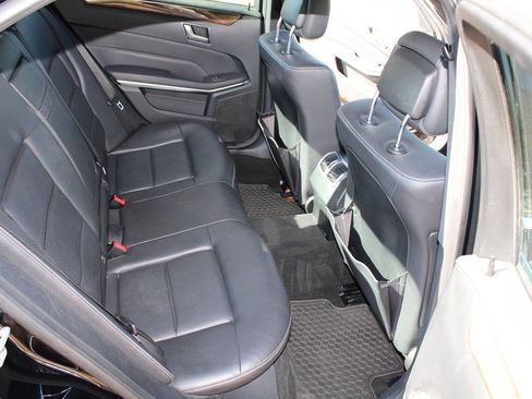 Used 2014 Mercedes-Benz E 350 E 350 Sport 4MATIC AWD 4dr Sed image 35