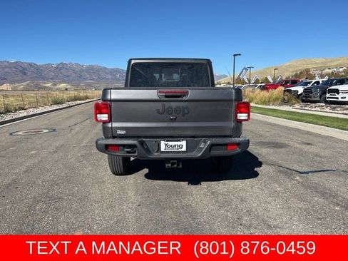 New 2025 Jeep Gladiator Sport AWD/4WD image 5