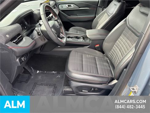 Used 2025 Ford Explorer ST-Line w/ Premium Package image 10