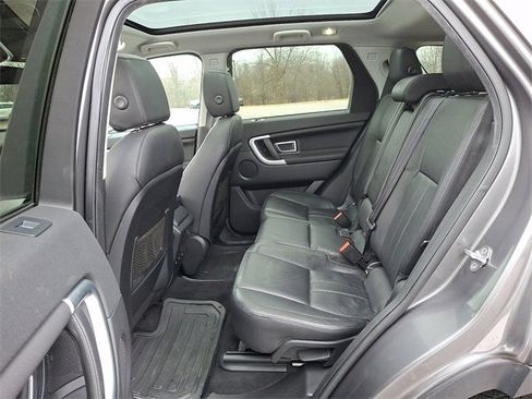 Used 2017 Land Rover Discovery Sport HSE image 14