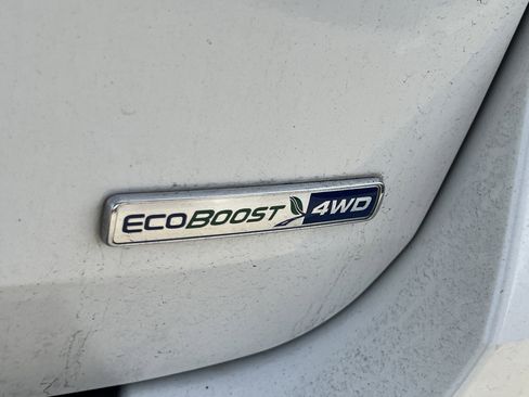 Used 2020 Ford Explorer Platinum w/ Premium Technology Package image 24