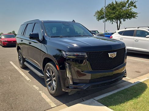 Used 2021 Cadillac Escalade Sport AWD/4WD image 4
