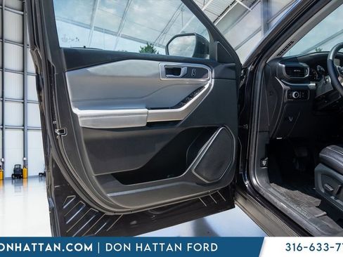Used 2023 Ford Explorer XLT w/ Equipment Group 202A AWD/4WD image 14