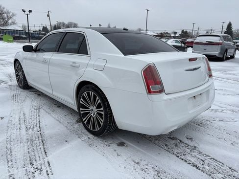 Used 2013 Chrysler 300 S image 3