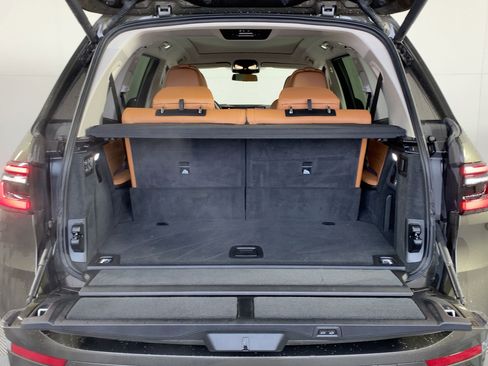 Certified 2023 BMW X7 xDrive40i w/ Climate Comfort Package image 31