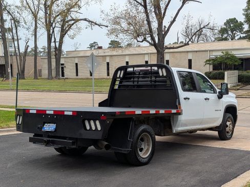 Used 2023 Chevrolet Silverado 3500 W/T w/ WT Fleet Convenience Package image 5