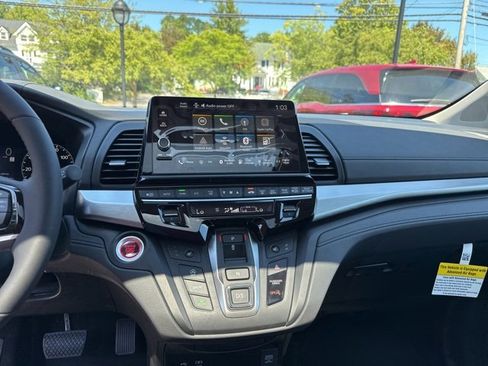 New 2026 Honda Odyssey EX-L image 21