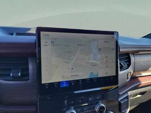 Certified 2024 Ford Expedition Limited image 16