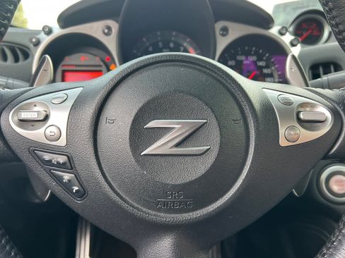 Used 2013 Nissan 370Z Touring w/ Sport Pkg image 25