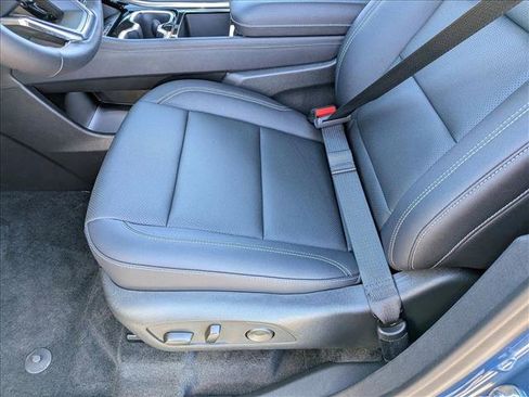 New 2026 Chevrolet Traverse LT w/ Midnight/Sport Edition image 4