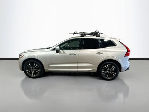 Used 2019 Volvo XC60 T6 Momentum w/ Multimedia Package AWD/4WD image 9