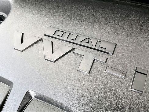 Used 2019 Toyota Corolla XLE image 42