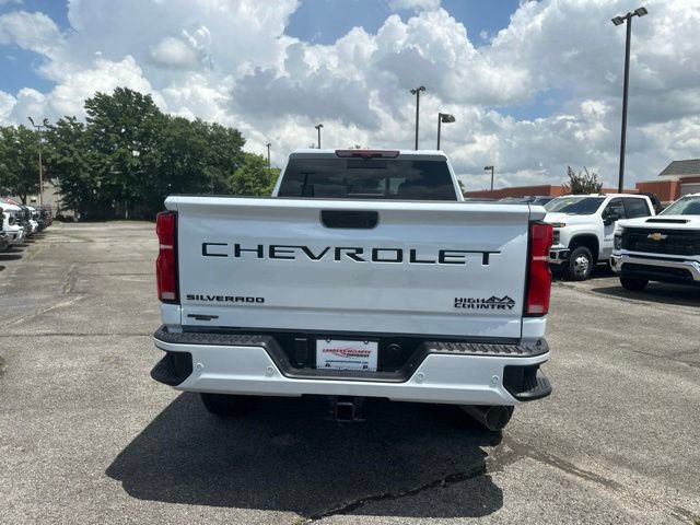 New 2026 Chevrolet Silverado 2500 High Country w/ High Country Premium Package AWD/4WD image 4