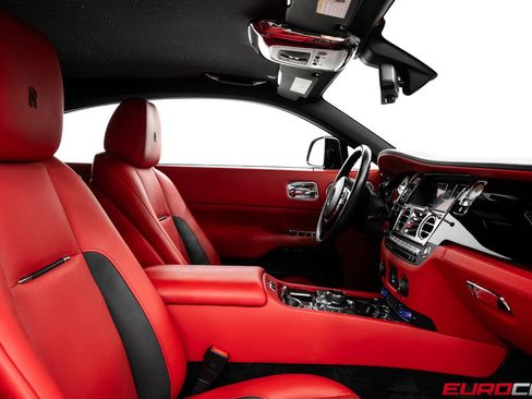 Used 2019 Rolls-Royce Wraith RWD image 34