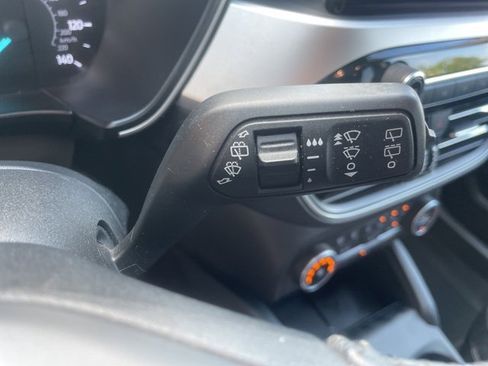 Used 2020 Ford Escape SEL image 25