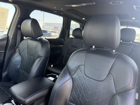 Used 2023 Kia Telluride SX X-Line AWD/4WD image 17