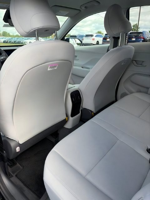 Used 2024 Hyundai Kona SEL AWD/4WD image 10