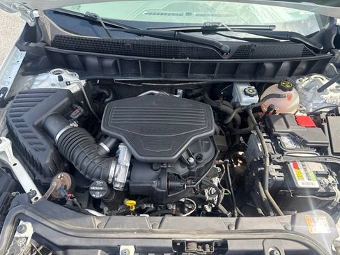 Certified 2019 Cadillac XT5 Luxury w/ Trailering Package AWD/4WD image 13