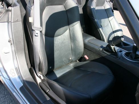 Used 2012 MAZDA MX-5 Miata Grand Touring w/ Premium Pkg RWD image 40
