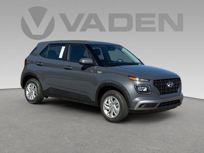 New 2026 Hyundai Venue SE