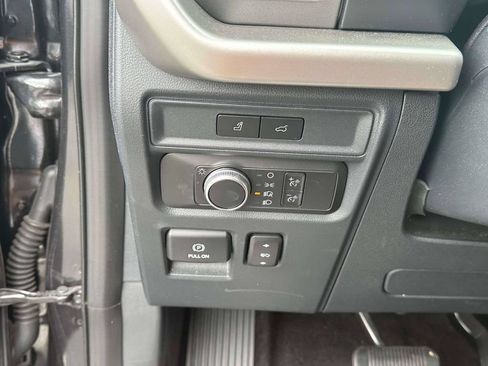 Used 2022 Ford Expedition XLT AWD/4WD image 21